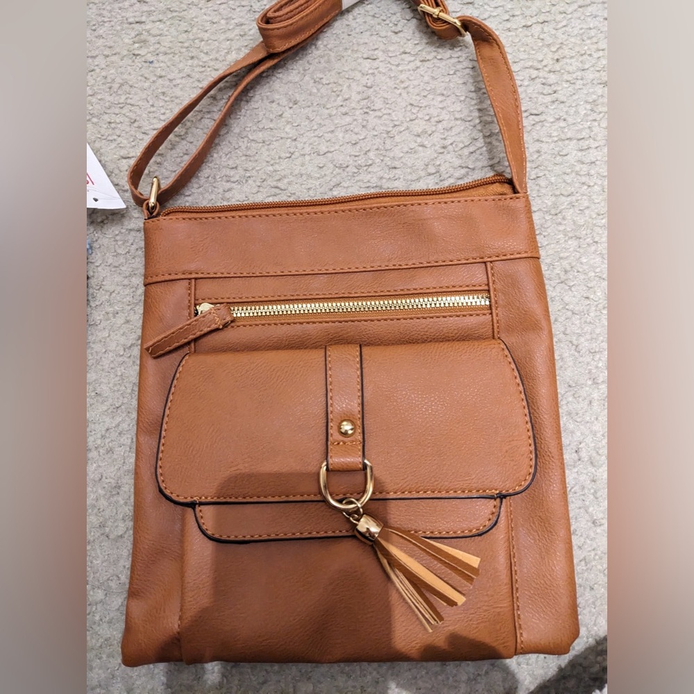 Le Grenier brown bag